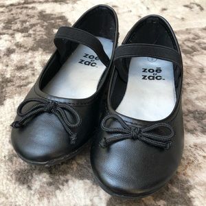 Girls black flats